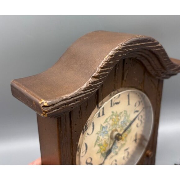 Vtg Spartus Electric Wall Clock With Floral Face Design Faux Wood Retro - Picture 3 of 6